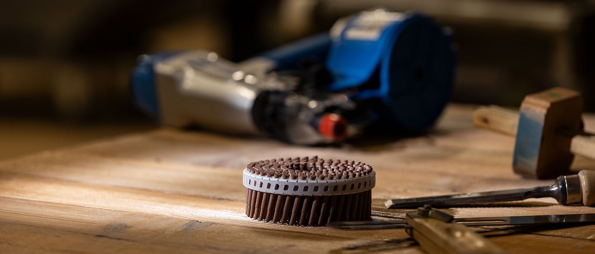 LIGNOLOC tiered with shaft lying on the table