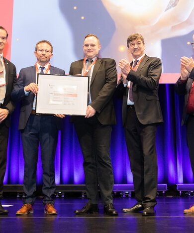 Verleihung Circular Globe Label an BECK