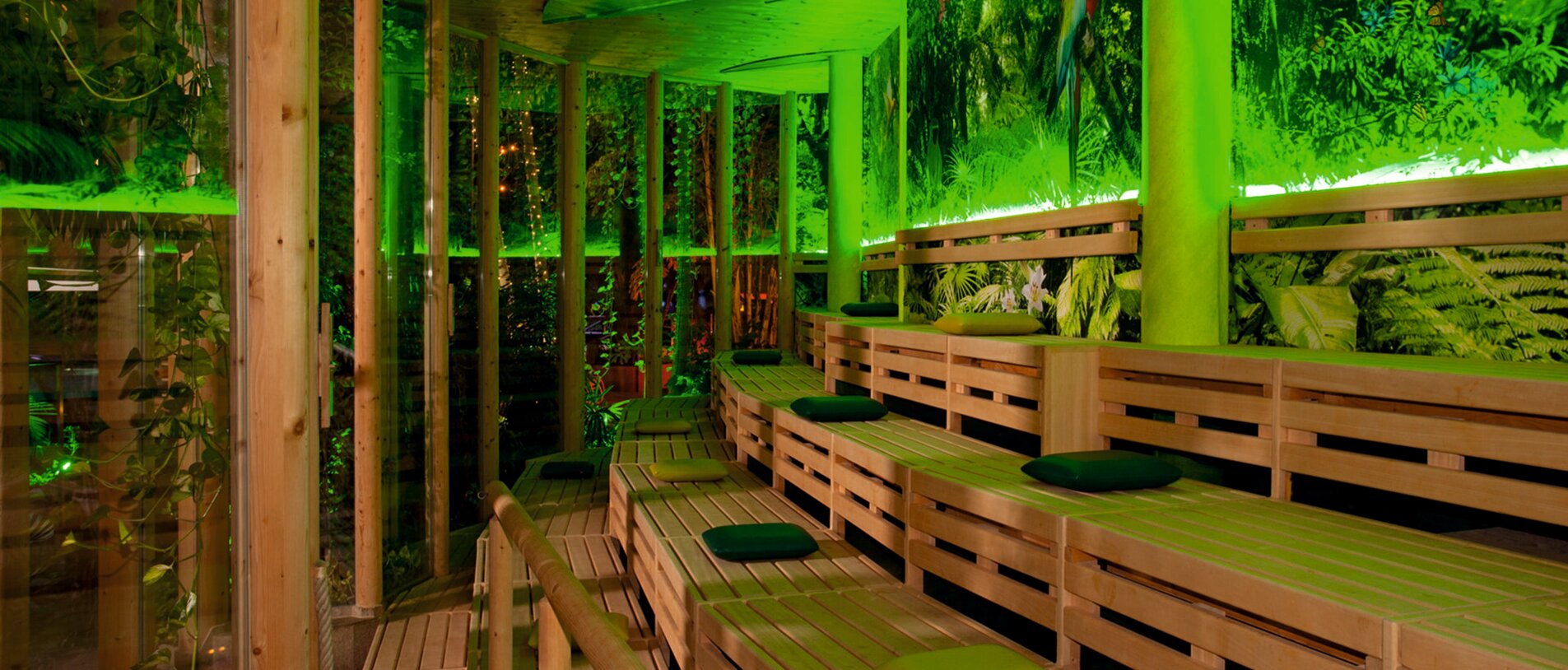 Vitaltherme tropical sauna