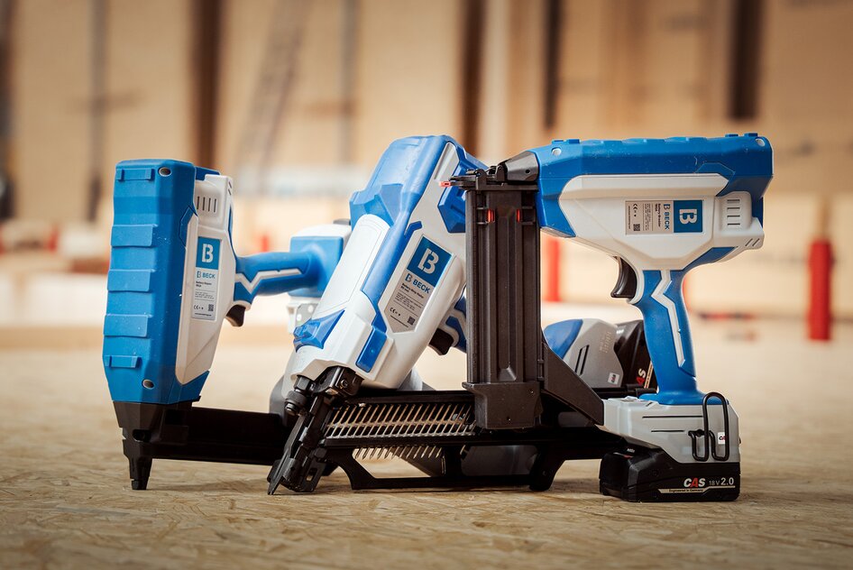BECK Cordless Nailers & Staplers | Powerful CAS-Ready Tools Three BECK cordless nailers and staplers with CAS 18 V batteries for wireless operation in timber and interior construction